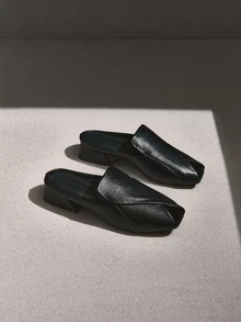NobleVue Women Heeled Sandals - Hitam - View 1