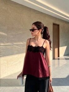 女款緞面蕾絲飾邊細肩帶背心上衣，迷人側開衩卡其色夏季休閒約會背心 - 酒紅色 - 查看 2