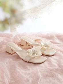 Rylithe French Thick Heel Pearl Flower Decor Toe Ring Slide Sandals, Slide-On Mules, Open Toe Casual Mid Heels, 2025 New Spring/Summer,Flip Flops - Beige - View 1