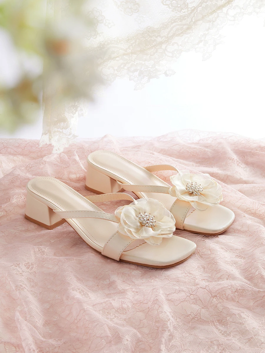 Rylithe French Thick Heel Pearl Flower Decor Toe Ring Slide Sandals, Slide-On Mules, Open Toe Casual Mid Heels, 2025 New Spring/Summer,Flip Flops - Beige - View 1