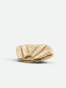 CHICVUE European And American Personalized Ruched Cloud Clutch Bag, New Asymmetrical Metal Hardware Handbag, Retro Elegant Party Evening Bag - Beige - View 7