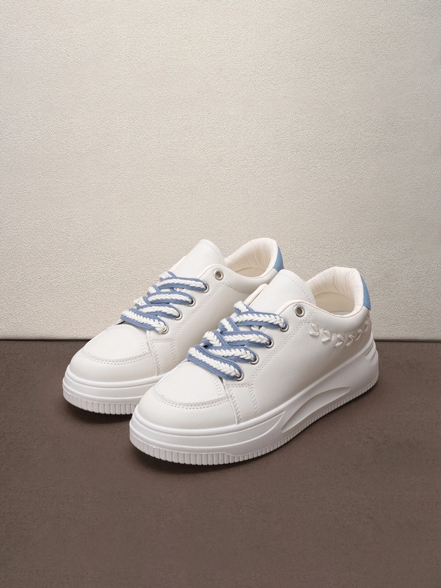 Hatastic Zapatos blancos para mujer versión nueva primavera/verano 2025, estilo coreano versátil casual minimalista Ins, zapatillas de suela gruesa para estudiantes, zapatos casuales de suela gruesa con aumento de altura, zapatos deportivos para mujer, mocasines rojos, zapatos planos color burdeos, zapatos azules, zapatillas de tenis para mujer, zapatos tejidos con lazo rosa y corazón, zapatos de moda de unicolor para mujer, estilo bohemio lindo para vacaciones y regreso a la escuela - Azul - Ver 1