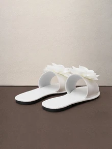 Hatastic 時尚舒適大尺碼平底涼鞋，3D花卉圖案，適合室內與戶外穿著，易穿脫（建議選大一號），返校季 - 白色 - 查看 3