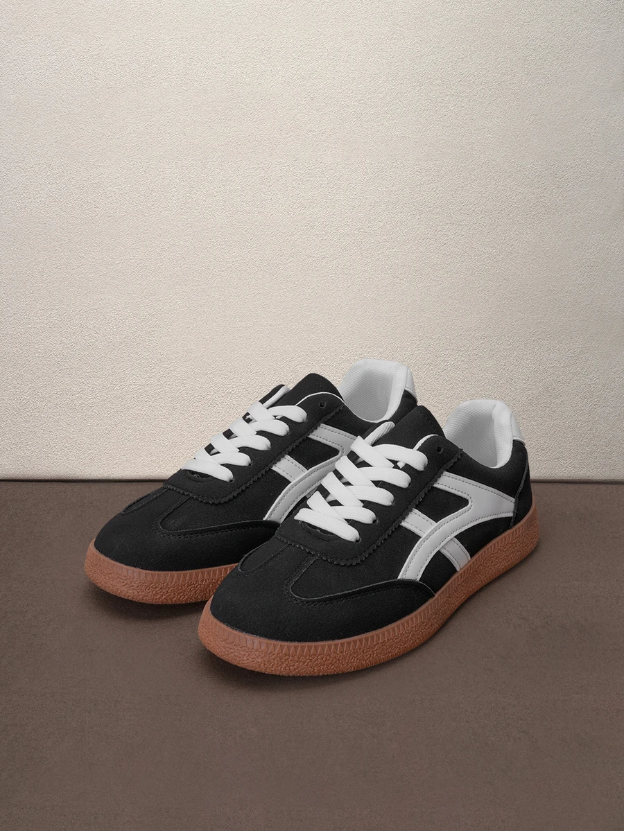 Hatastic New Casual Sports Shoes, Fashion Versatile Suede-Like Lace-Up Sneakers For Female Students Back To School - Black - View 1