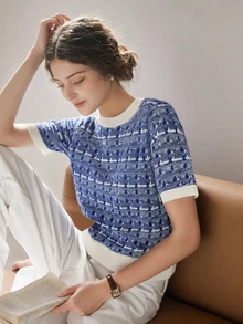 Knit Mix Elegant Women's Fashion Knit French Floral Pattern Round Neck Short Sleeve T-Shirt, Loose Fit Basic Top For Spring/Summer, Random Pattern, Suitable For Spring/Summer Back To School Season, Also Suitable For Christmas, Thanksgiving And New Year Casual Holiday Wear - Blue and White - View 4