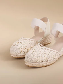 Glizzene Women's Rubber Sole Wedge Sandals With Four Flower Embellishments And Linen Strap - Beige - View 5