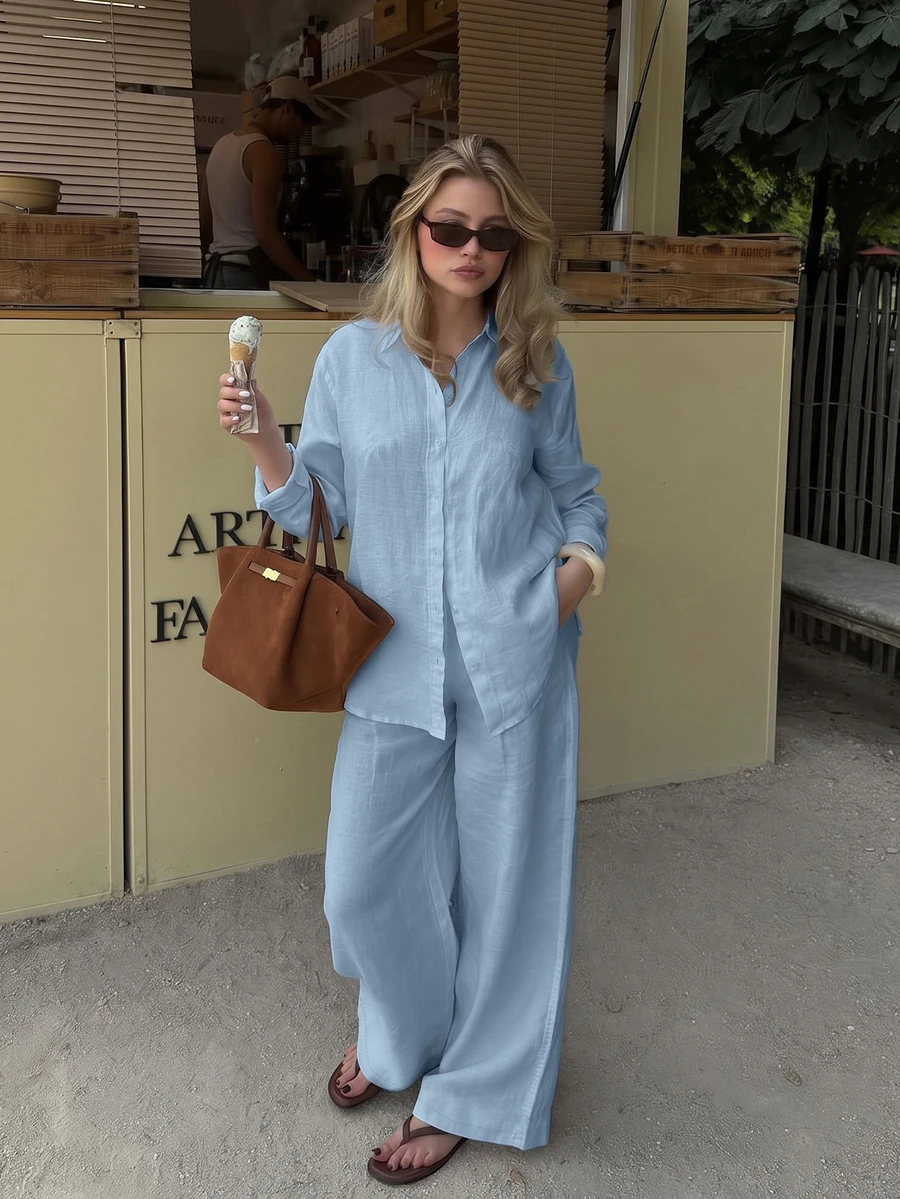老錢風女款透明素色優雅服飾，適合夏季與度假，淺藍色亞麻混紡兩件式休閒夏季套裝 - 淺藍色 - 查看 1