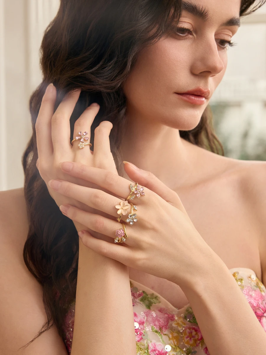 Rylithe 4pcs/Set Lovely Pink Rose Flower Adjustable Rings, Faux Pearl Diamond Decor Five-Petal Floral Ring Set For Women - Gold - View 1