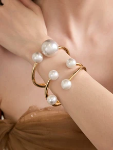 Rylithe 1 Pc Luxe Dome Cuff Bracelet , Faux Pearl Decor Chunky Metal Bangles Set , Hinged Design Metal Cuffs Bangles Jewelry For Daily Wear - Gold - View 3