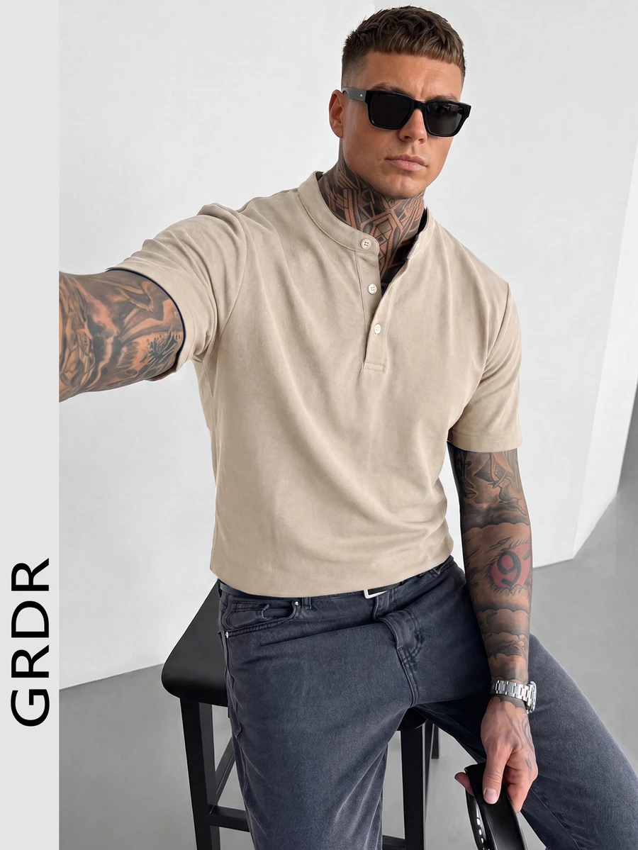 GRDR 立领纽扣 Polo 衫,男士新款夏季休闲短袖上衣 - 杏色 - 查看 1