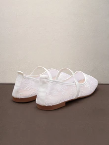 Hatastic 2025 Autumn Plus Size Women's Square Toe Lace-Up Rose Pattern Lace-Up Flat Shoes, Fashion Casual Outdoor Party Breathable Hollow Slip-On Loafers - White - View 5