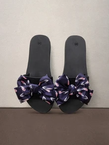Hatastic 女款時尚塑膠拖鞋，蝴蝶結裝飾，沙灘穿搭、返校季、萬聖節適用 - 藍色 - 查看 2