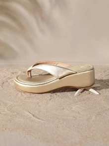Tropiscape Women's Thick Platform Retro Flip Flops,Spring Summer Outfits - Gold - View 3
