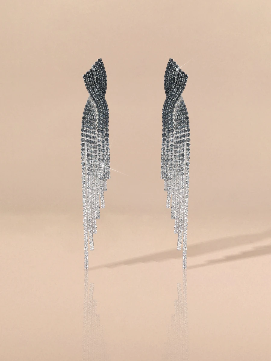 Etoivie 1 par de pendientes colgantes de borla larga con cristales brillantes para mujer, uso diario y Halloween - Blanco y Negro - Ver 1