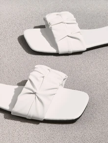 NobleVue New Pleated Ruffle Square Toe Casual Flip Flops, Flat Holiday Style Sandals - White - View 4