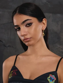 DareSee 1 Pair Fashion Luxury Star Shaped Drop Earrings, Suitable For Any Occasion For Women Halloween - Gold - View 3