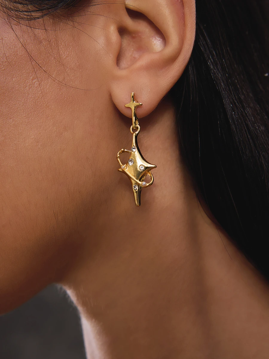 DareSee 1 Pair Fashion Luxury Star Shaped Drop Earrings, Suitable For Any Occasion For Women Halloween - Gold - View 1