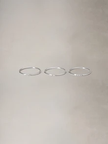 Hatastic Fashionable Stainless Steel Silver Thin Band Cubic Zirconia Stackable Rings Set, Suitable For Women's Daily Wear, Gift Halloween - Silver - View 1