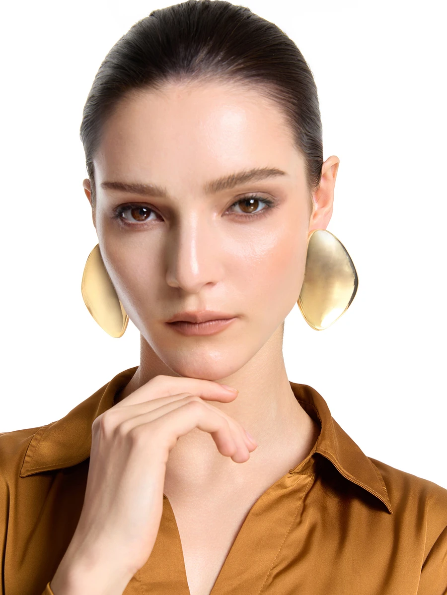 CHICVUE 1 Pasang Anting Emas Sederhana dengan Motif Geometris yang Berlebihan, Desain Dasar Cocok untuk Pemakaian Sehari-hari. - Emas - View 1