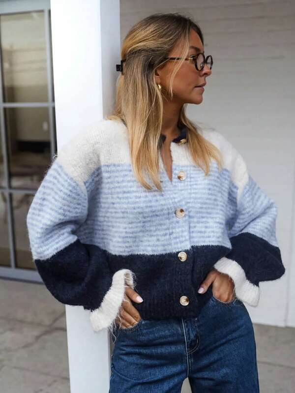 Women's Round Neck Gradient Striped Single-Breasted Loose Casual Slouchy Versatile Knit Long Sleeve Cardigan Streetwear