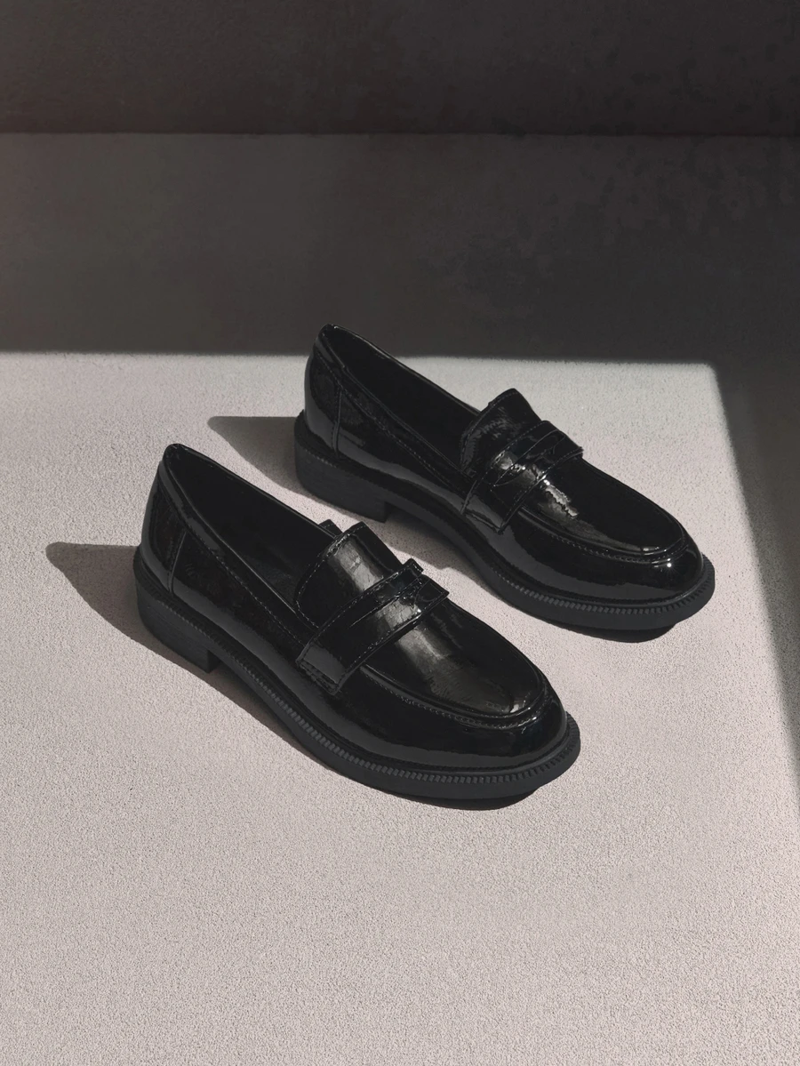 NobleVue Women's Loafers Flat Shoes, 2025 New Black Color British Style Leather Shoes, Comfortable Work Shoes - Black - View 1