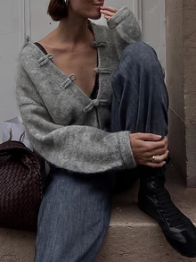 Women's Comfortable Fashion Chinese Style Frog Button Knit Cardigan Sweater, Autumn/Winter - Grey - View 3