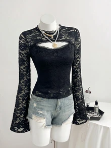 Temptaria Áo lớp trong nữ mùa thu màu đen ren rỗng, tay dài loe ôm sát xuyên thấu, áo blouse mặc trong cho trang phục Halloween mùa thu - màu đen - Xem 1
