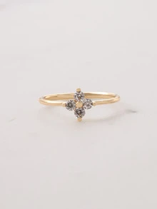 Clariva 1pc Women's Copper Cubic Zirconia Clover Lucky Ring, Elegant Minimalist Design For Daily Wear, Gift - Gold - View 3
