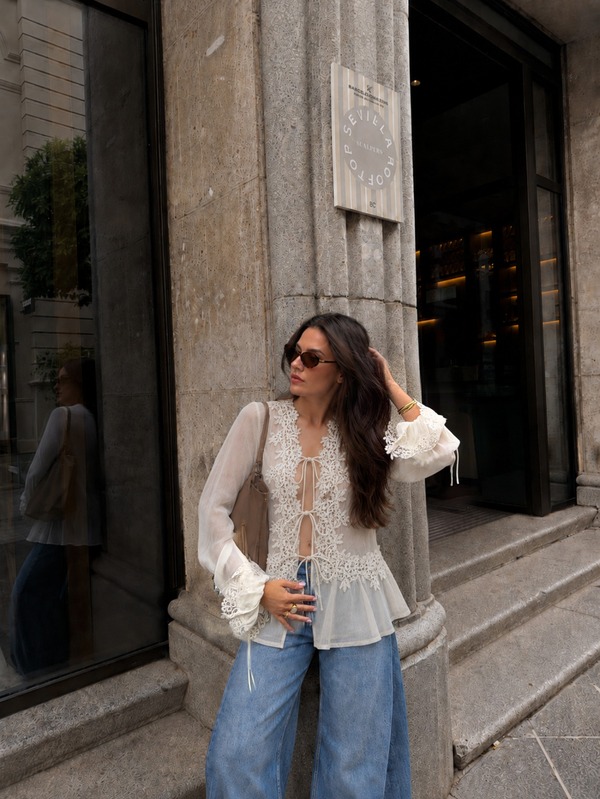 Women's Elegant Casual Bohemian Style Sheer Long Sleeve Blouse - Floral Lace Trim, Front Tie Hem, Flowy Loose Fit White