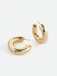 CHICVUE Minimalist Cuff Hoop Earrings - Yellow Gold - View 3