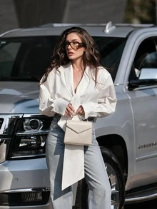 女款 2026 秋冬優雅深 V 領套頭上衣，前綁帶設計，半開襟，寬鬆版型，長袖 - 白色 - 查看 5