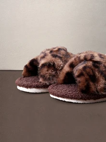 Hatastic Fall/Winter Fluffy Women's House Slippers With Crossed Fuzzy Strap, Quiet Indoor Outdoor Slip-On Sandals,Halloween Halloween - Multicolor - View 4