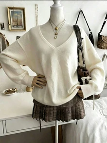 Plus Size Women's Casual Loose Solid Color V-Neck Knit Sweater - White - View 1