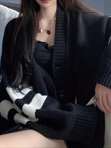 Cardigan Wanita dengan Saku, Gaya Kolese, Atasan Lengan Panjang Kasual Hitam untuk Musim Gugur - Hitam - View 2