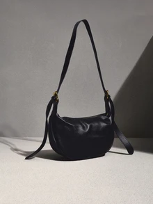 NobleVue New Fashion Women's Solid Color Minimalist Shoulder Bag, PU Material, Suitable For Dates, Shopping, Versatile And Elegant - Black - View 2