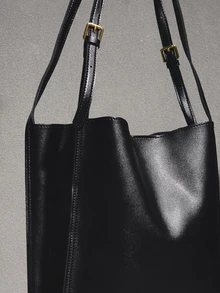 NobleVue New Retro Style Women Large Capacity Shoulder Bag, Fashionable Tote Bag, Autumn/Winter - Black - View 4