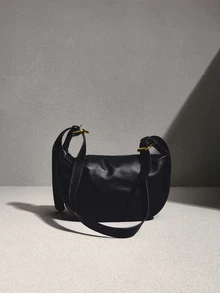 NobleVue New Fashion Women's Solid Color Minimalist Shoulder Bag, PU Material, Suitable For Dates, Shopping, Versatile And Elegant - Black - View 3