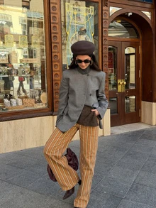 Women's Vintage Grey Oversized Blazer, Casual Autumn/Winter Outfit, Halloween Style - Grey - View 4