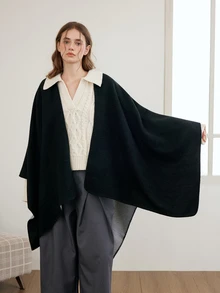 Okurime. 1pc Women Simple Ombre Solid Reversible "Poncho" Scarf, Casual & Warm For Outdoor, Autumn/Winter - Multicolor - View 3