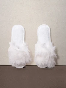 Hatastic Fall/Winter New Arrival Plush Women's Indoor Slippers,Fluffy Slippers - White - View 1