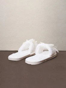 Hatastic Elegant White Plush Slippers With Lace Bow And Pearls, Fuzzy Open Toe Slides, Comfortable Sexy Style House Shoes,Bride Slippers - White - View 2