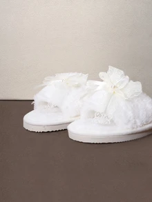 Hatastic Elegant White Plush Slippers With Lace Bow And Pearls, Fuzzy Open Toe Slides, Comfortable Sexy Style House Shoes,Bride Slippers - White - View 4