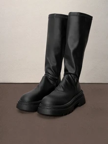 Hatastic Sepatu Bot Berkuda Wanita dengan Hiasan Gesper, Sepatu Bot Musim Dingin Tebal, Hangat, Modis, dan Serbaguna Terbaru untuk Musim Gugur/Dingin 2025 - Hitam - View 3