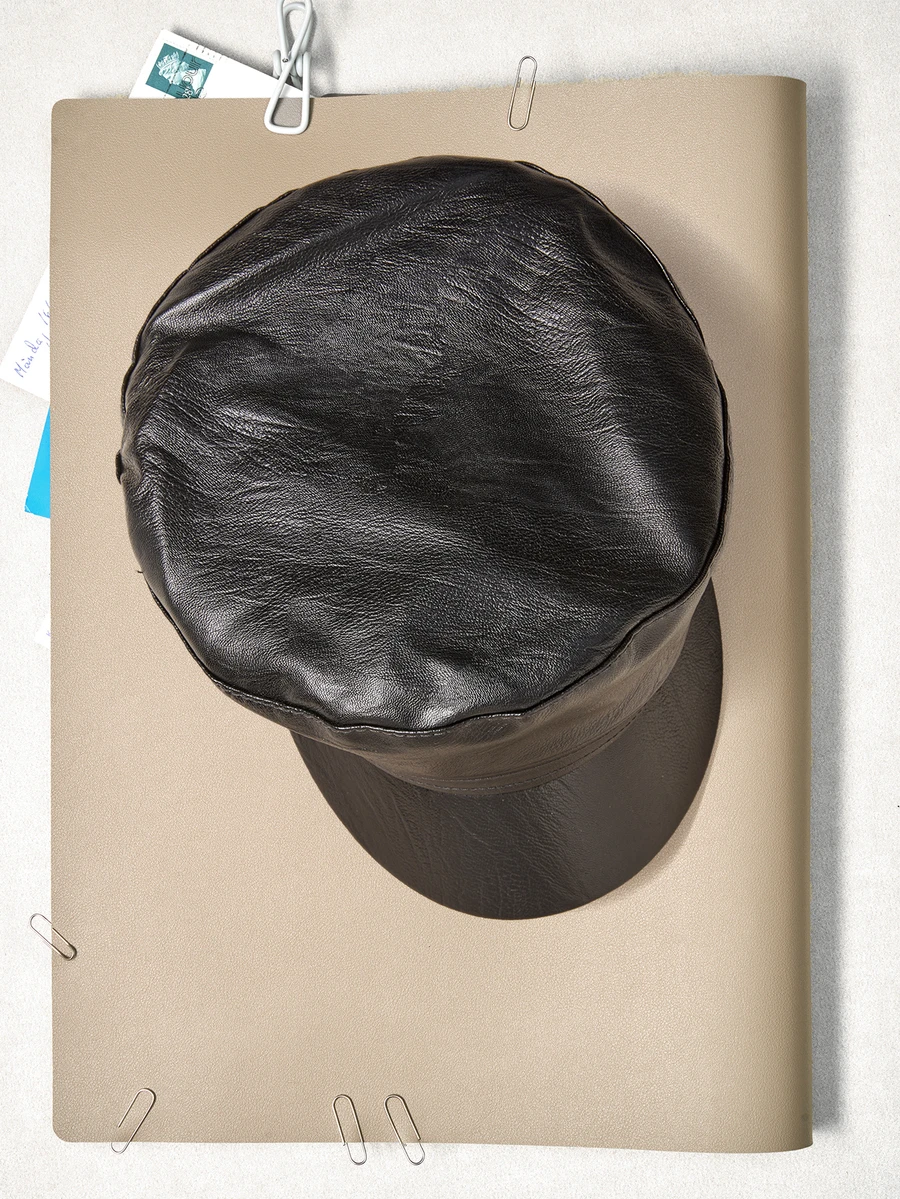 Okurime. Ladies' Solid Color Pu Leather Beret Cap - Black - View 1