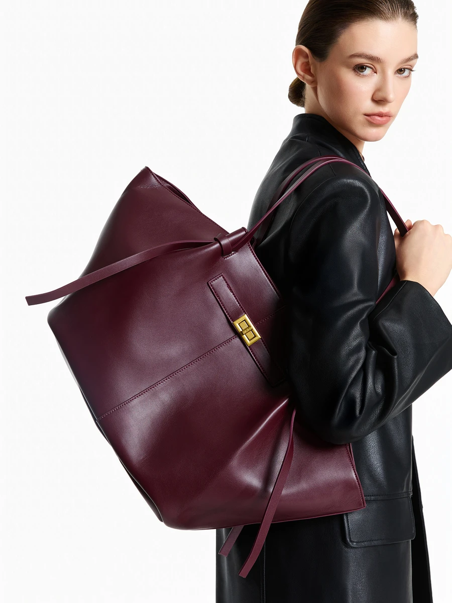 CHICVUE Metal Buckle Minimalist Decoration, Soft Smooth Leather Fabric, Large Capacity To Meet Diverse Storage Needs - Burgundy - View 1