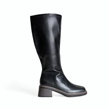 Avansion Sepatu bot skinny setinggi lutut dengan hak tebal dan ujung persegi, warna polos, dan karet elastis, cocok dipadukan dengan kardigan. - Hitam - View 1