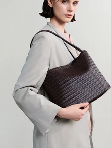 NobleVue Fashionable Personalized Woven PU Material Women's Shoulder Bag, Minimalist High-End Large Capacity Storage Handbag/Bucket Bag - Coffee - View 3