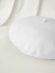 Clariva 1 buah Topi Beret Rajut Wanita Warna Polos dengan Efek Permukaan Mengkilap, Gaya Jepang yang Elegan - Krem - View 3