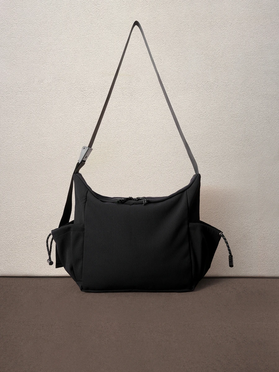 Hatastic Casual Large Capacity Waterproof Nylon Shoulder Bag, Unisex Riding Crossbody Bag College‐Style Student Schoolbag, Christmas Gift - Black - View 1