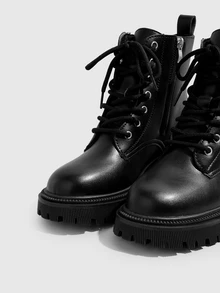DareSee 2025 New Women's Thick Sole Retro Versatile British Style Ankle Boots, Suitable For Spring And Autumn - Black - View 4